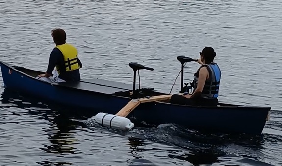 Solar Canoe with two motors